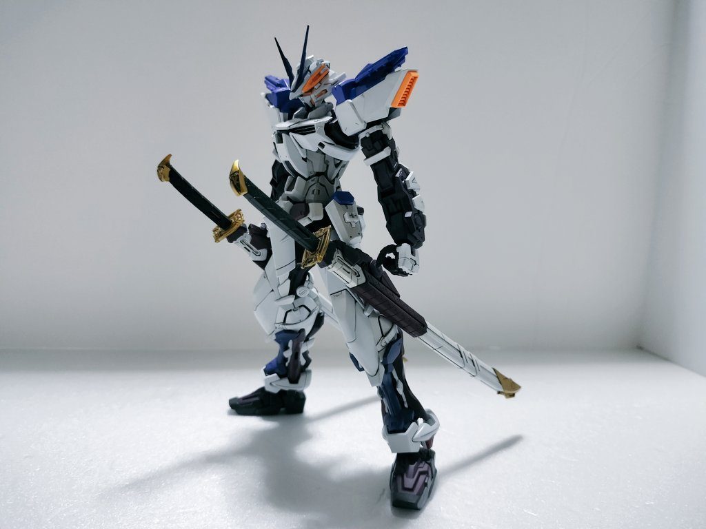本体のバイオレットフレーム