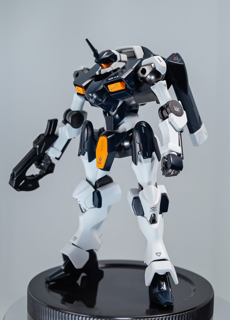 もちろんノーマルザウォートに戻す事も出来ます。このキット、素体のポテンシャルが高くて如何様にもカッチョ良くミキシング出来ますね！