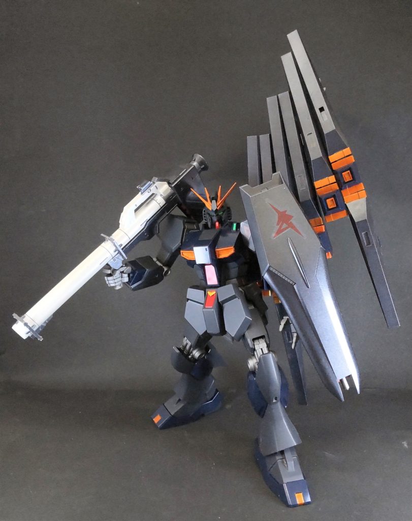 HG νガンダム–4枚目/制作者：三代目和菓子屋