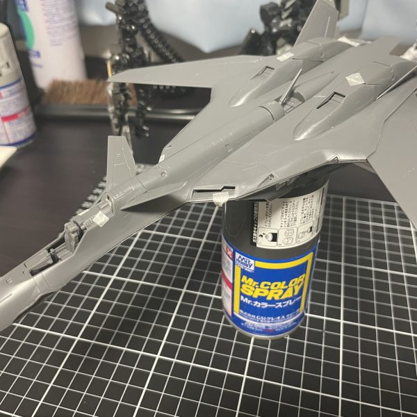 ガンダムではないですが現在製作中のHGYF-29。仮組でこの出来栄えはすごいです。ガウォークとバルキリー形態、どっちで飾ろうか迷いどころ。ちなみにの3枚目はこちらも製作中のハセガワ製VF-19。こっちは難しくてどこから手をつけていいかわかりません笑（3枚目）