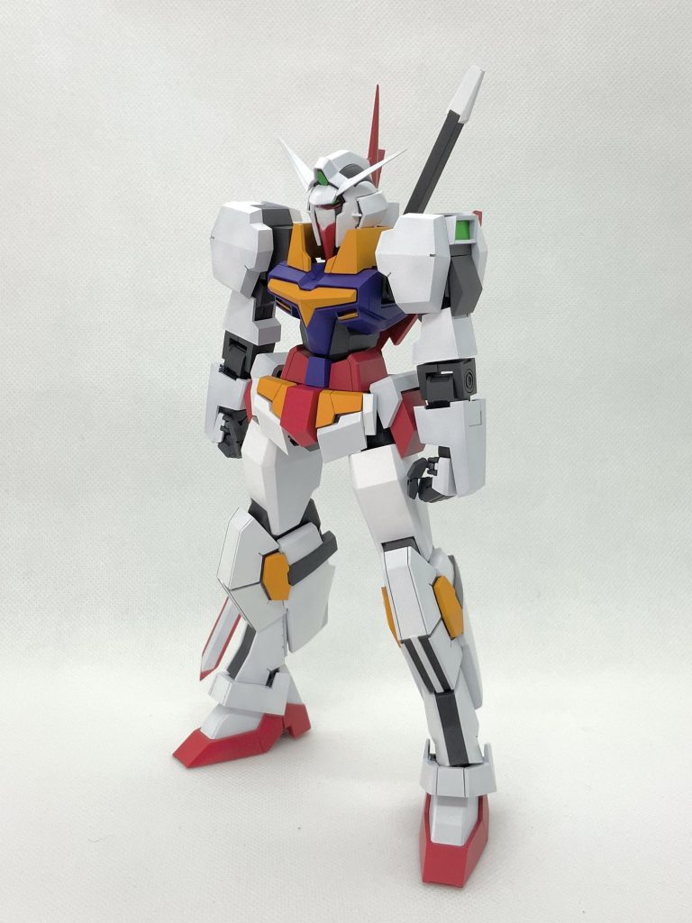 以上、『ザ・ガンダム(あるいは君の中の英雄)』でした。『ザ・ガンダム』は資料が極端に少なく、分からない部分は自分なりに解釈・補完して作成しました。かなり苦労しましたが、大変満足の行く作品になったかと思います。今回はオリジナル設定のザ・ガンダムでしたが、いずれは1/60かメガサイズで『ザ・ガンダム(復元)』の復元を試みてみたいものです。最後に一言。ガンダムAGEは最高だぜ!