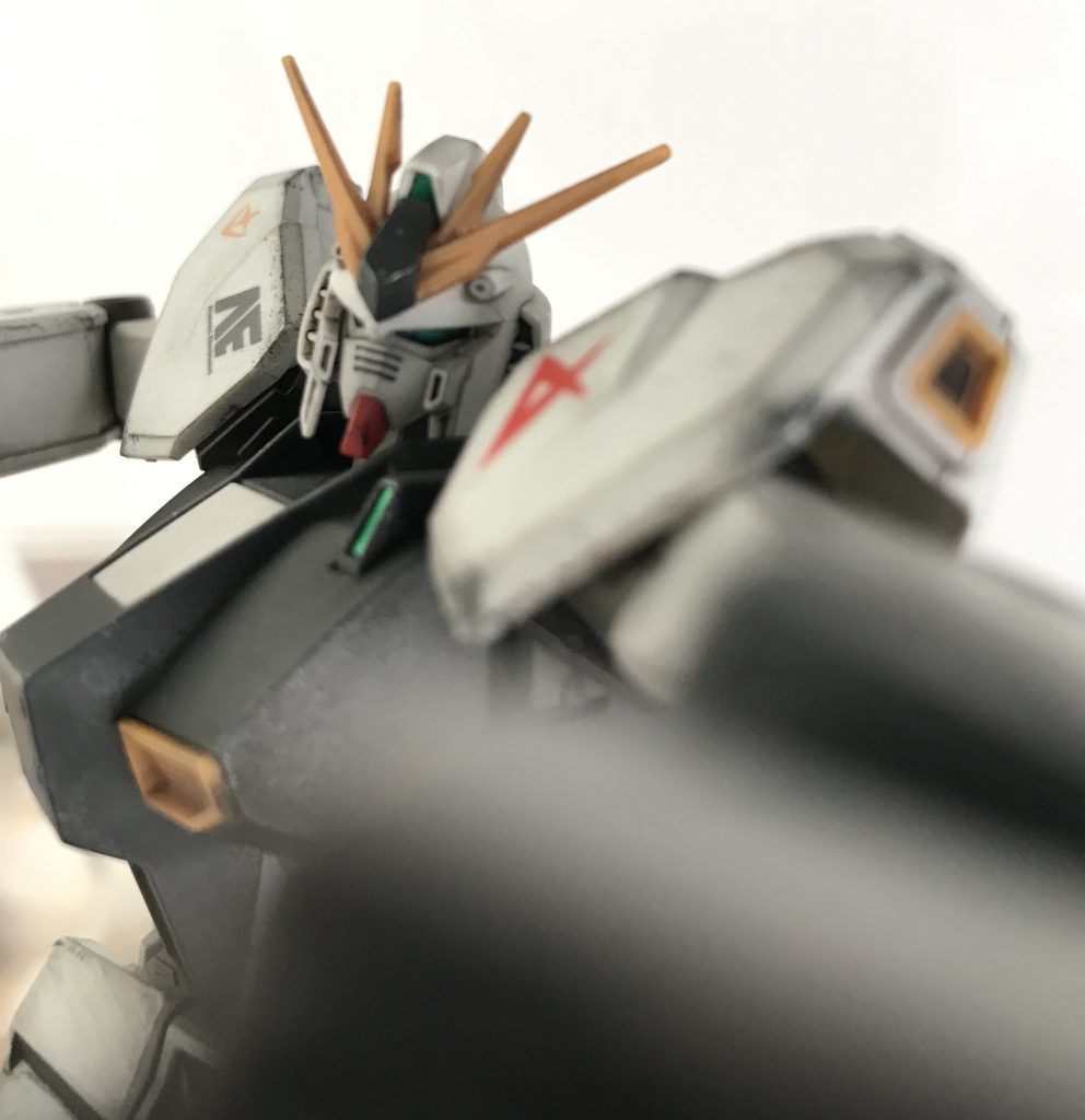 νガンダム（成形色仕上げ）–2枚目/制作者：モリノークマサーン