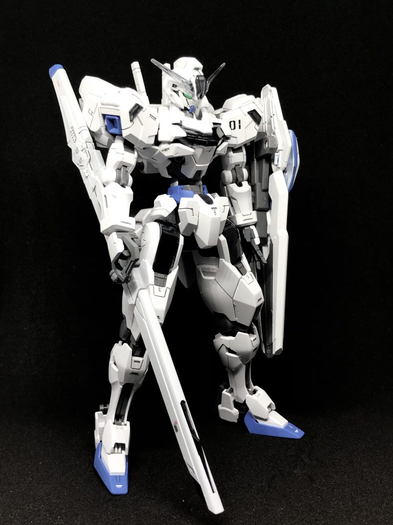高エネルギー長射程ビーム砲を持たせて。左手の平手はHGガンダムナドレより拝借。