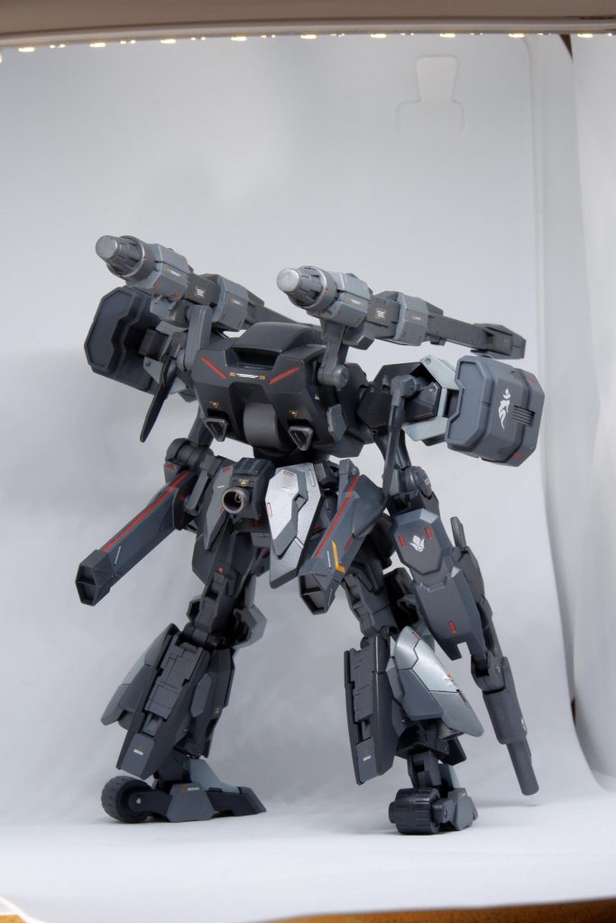 ザウォ―トの腰にサタニクスユニットとコアガンダムのバックパックを刻んだものを接着