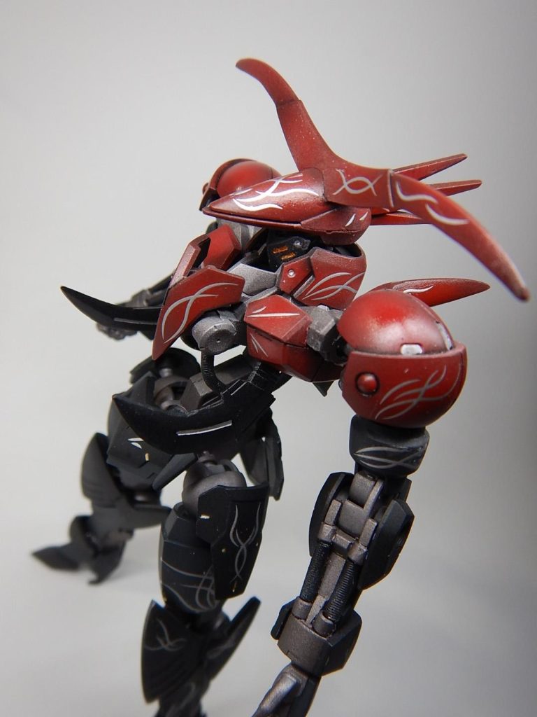 頭部のツノはエルフブルックとペルフェクの余りパーツから。