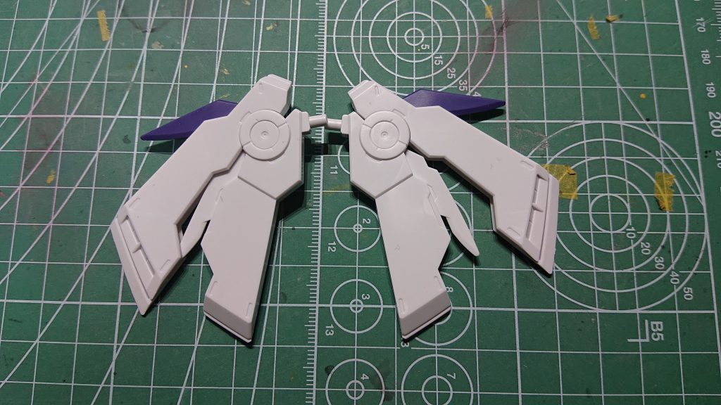 バックパックの改造ビフォーアフターです。右のようにだいぶ広がるようになりました。水星キットはちょっとだけ改造するポイントがあってよいスキル磨きになりますね。