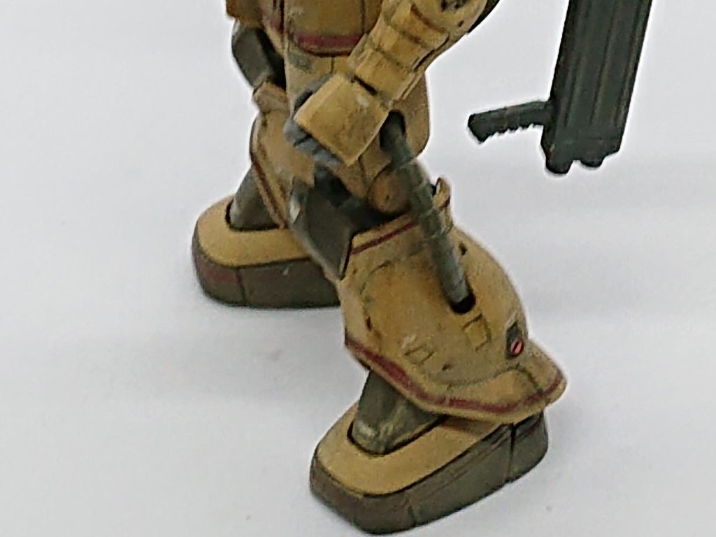 赤いラインは新規スジボリしました。フリーハンドなのでがたついてしまいました。