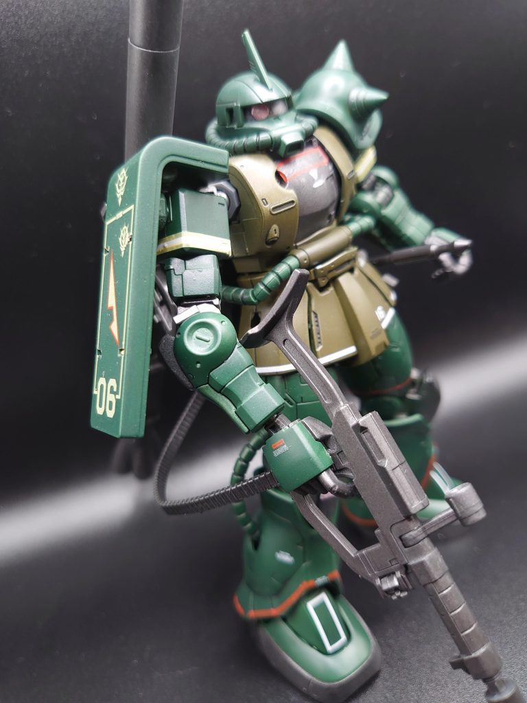 シールドのマーキングはパーソナルマーク?部隊章?でしょうか?ちなみに、今回はウェザリングをしていないので、粗が目立って恥ずかしいです笑