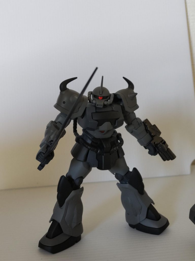 ポージングは組立説明書を参考にさせてもらいました。