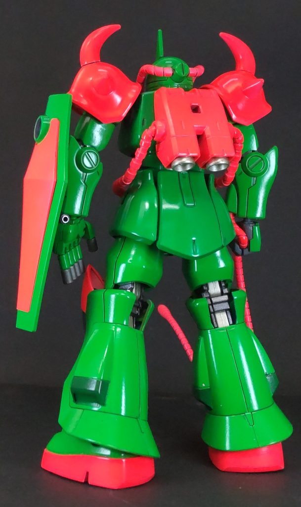 HG グフ–3枚目/制作者：三代目和菓子屋