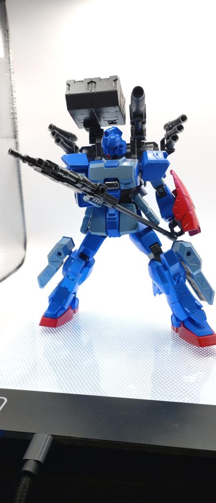 なんかずっと手持ち無沙汰になってたジムストライカーの武器。どこに懸架すんのってのは考えないことにしてます。