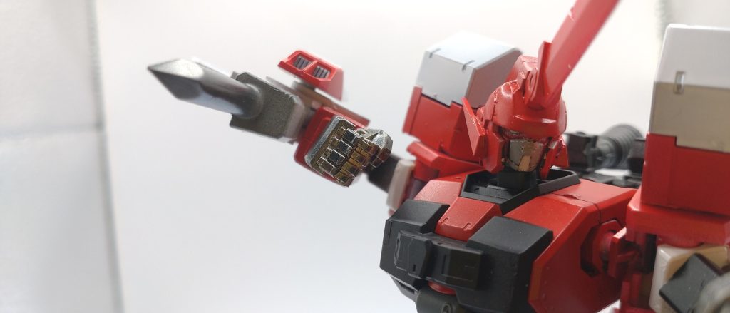 敵の視点。 すげー速度で突っ込んできて杭振りかぶってくるの怖過ぎでは。銃や剣を突き付けられるのとは違う恐怖を感じますねっ(はぁと)