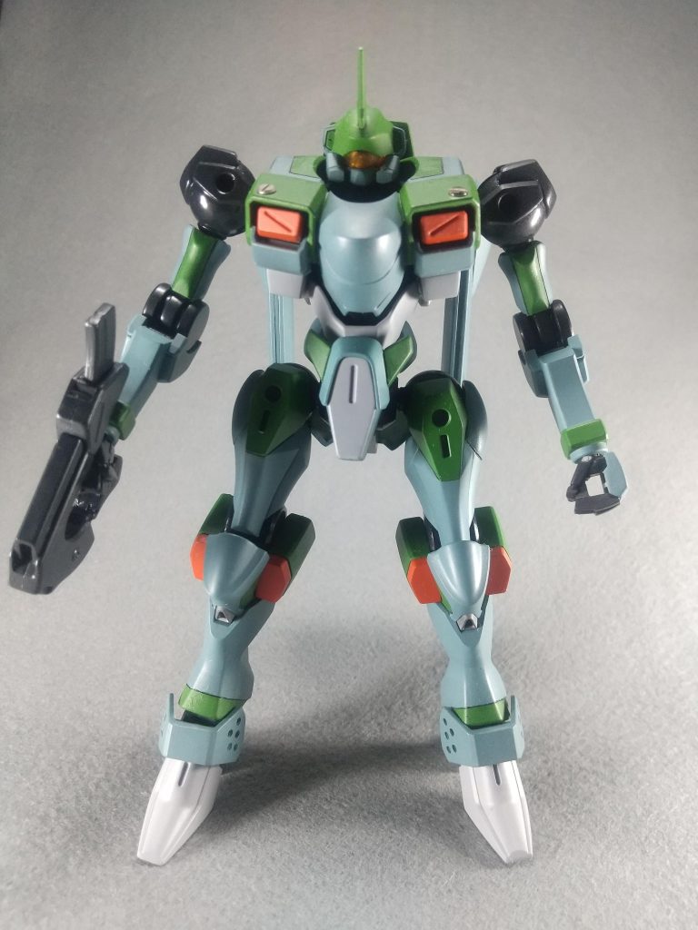 胸部にメタルパーツ埋め込んでみました。