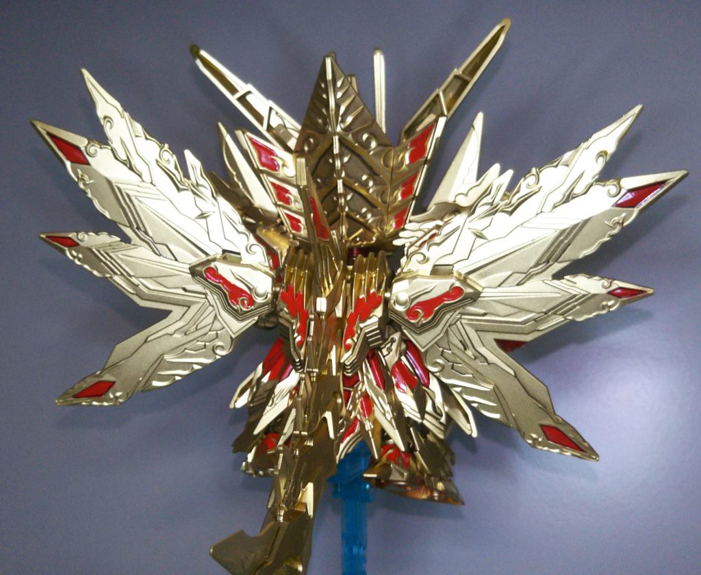 組み立てから塗装完了までわずか1日で終了していますが、割と良い感じに仕上がりました。相方も買ってあの形態も作りたいですね。