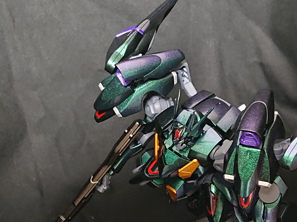 少し紫が わかるカット 