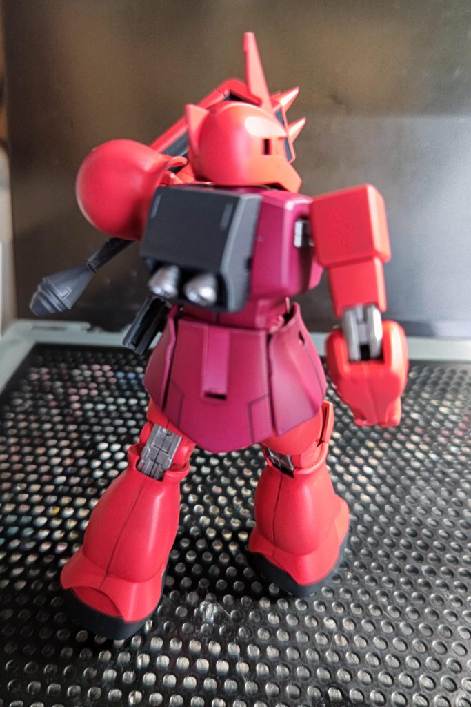 旧ザク(朱い)–5枚目/制作者：あるとり