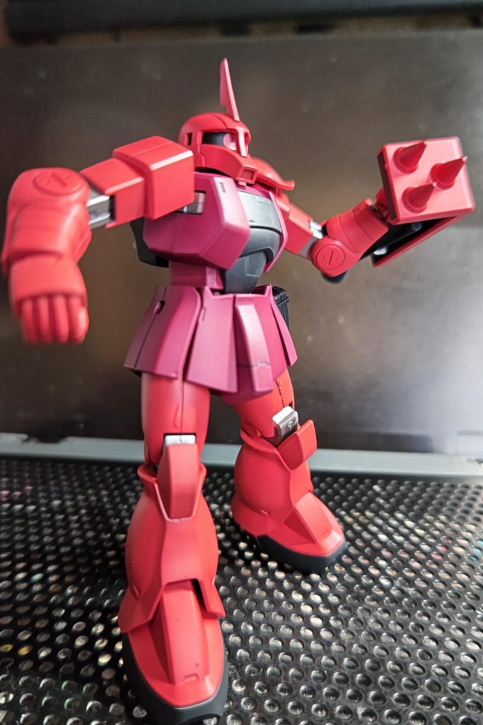 旧ザク(朱い)–4枚目/制作者：あるとり