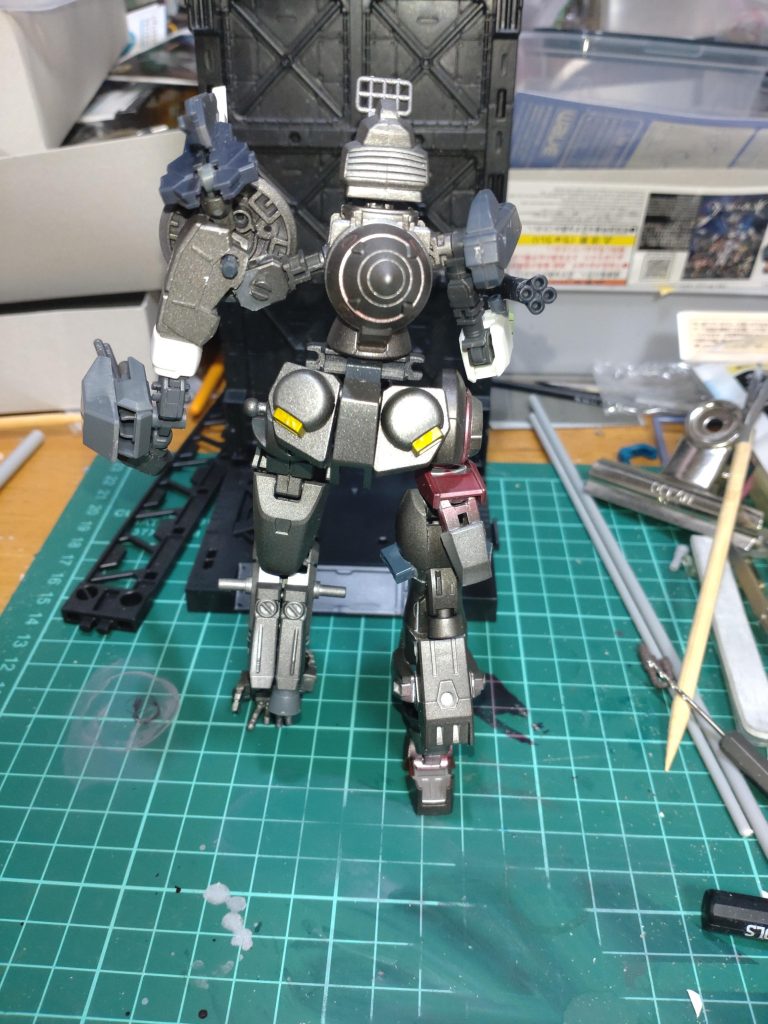 後ろ。色が付いた以外あまり変わって無いです。