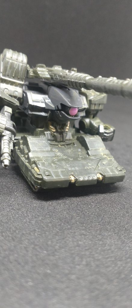 HGのヒルドルブもあるんですよ…でも好きすぎて今の私の技量で作るのがもったいないｗ