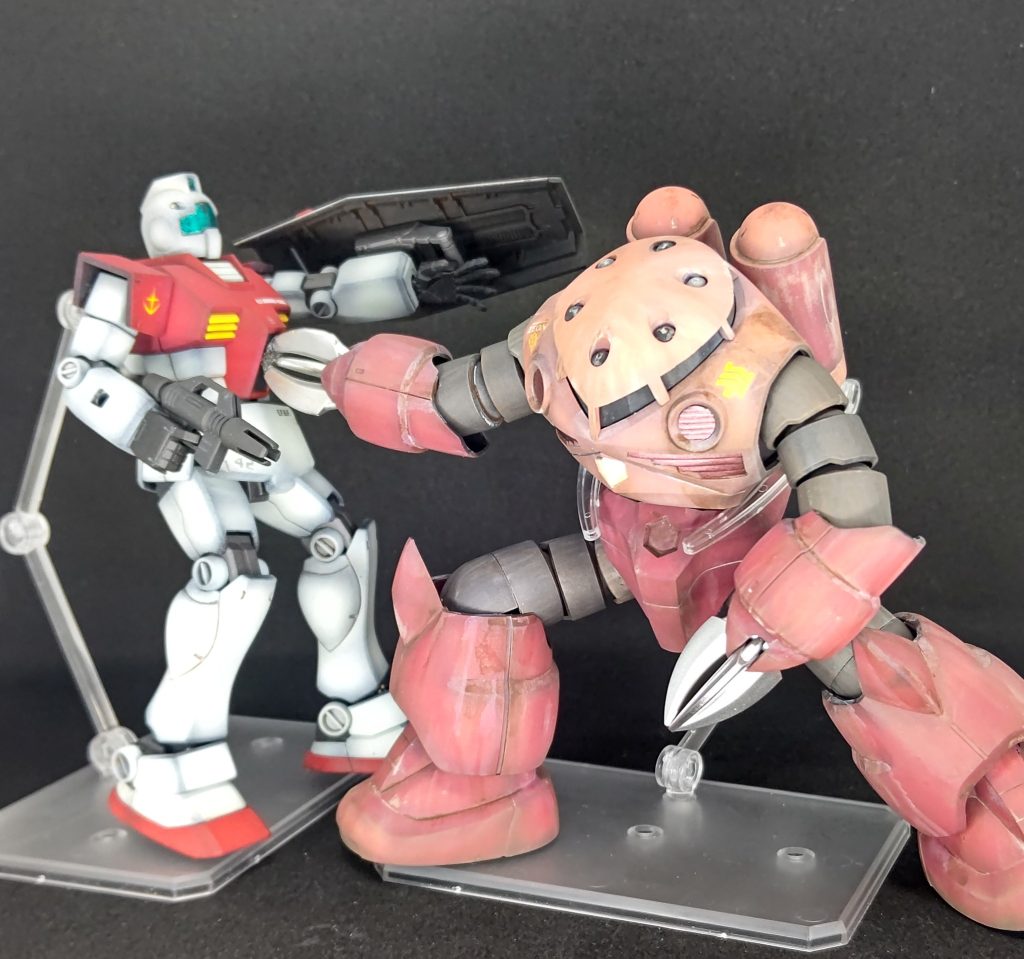 ホントはジムをぶち抜くつもりでしたが、思いの外、ジムのできが良かったので、例のシーンの一秒前な感じにしました。