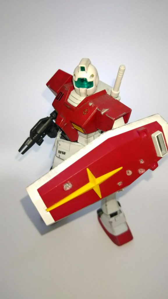 若干のスジ彫りとちょこっとダメージをいれてみました。いつか富良野匠君みたいな作品を作ってみたい…