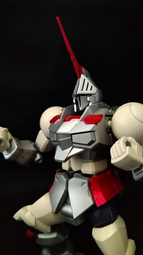 頭部にUCヘッドを付ける事で炎の技も使用可能になる。