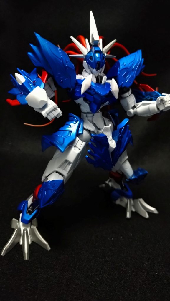 高木渉さんの声も相まってビレフォールは大好きな機体です。また本編で参戦しないかなぁ…