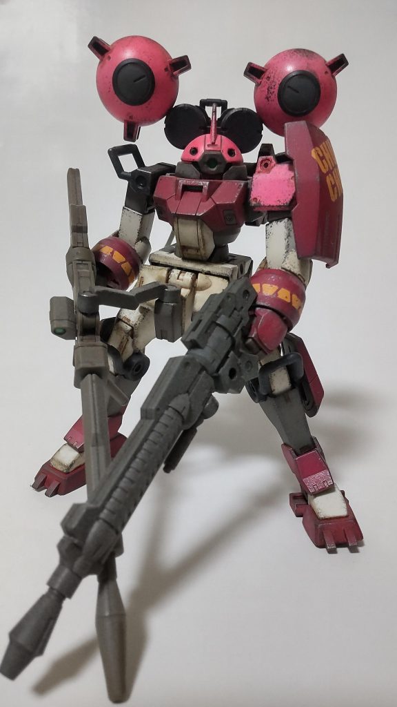 チュチュが戦闘でより荒ぶる為にツインレドームを追加、ロングレンジの武器を2丁同時射撃が可能に！やったね！！なお、レドームはちゃんと機能するように障害物が無い場所にマウントするのが良いと思います。