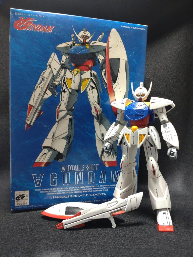 箱がブルーですごくきれい。子供の頃うまく作れなかったので、今回全塗装で仕上げられて満足してます♪