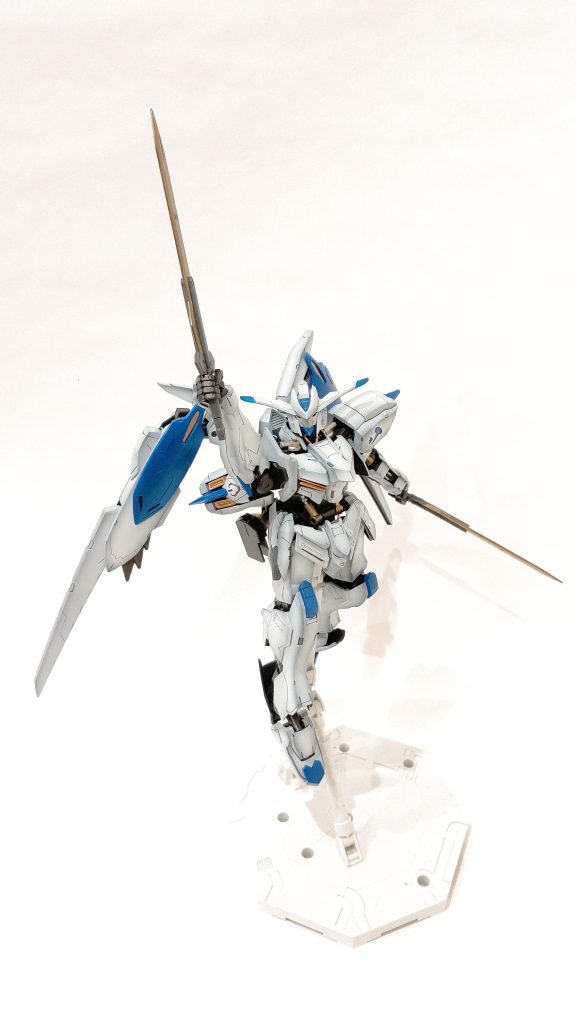 バエルの元へ集え!、もバエルソードの短さが何とも・・・延長できる技量がれば良かったんですけど、工作系の技術はからっきしでございます(´・ω・`)