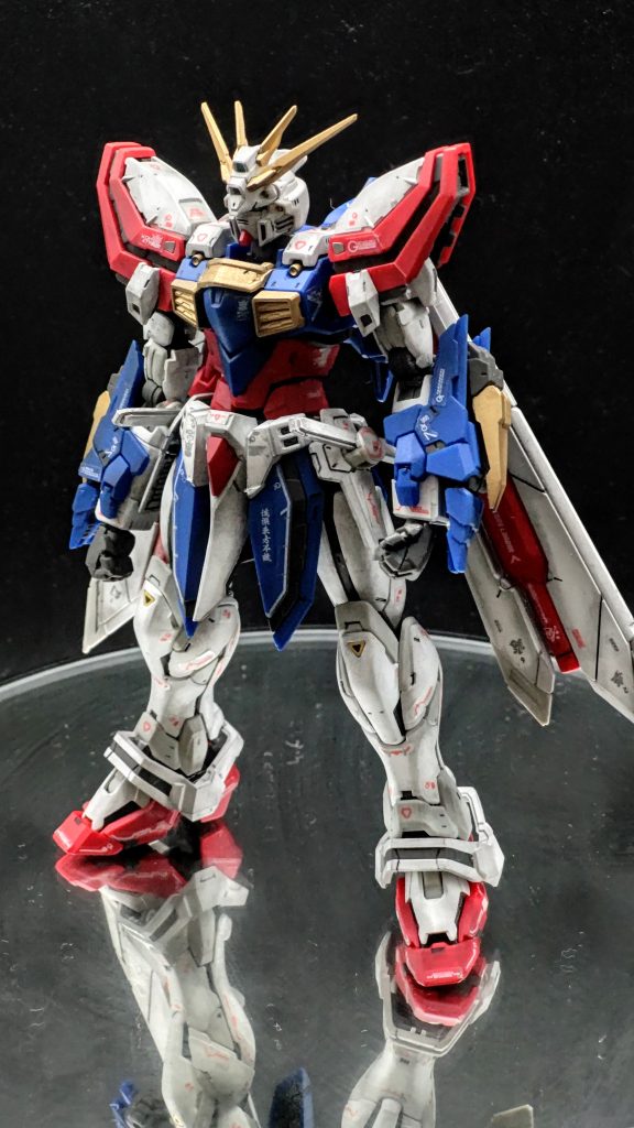 黄色のパーツをスプレーで金にし、後はパステルシャドウを行っただけです。カッコよすぎるキットなのでなにもやることがなくて笑ちょっとシャドウを濃くしすぎてしまいました😅いつもやり過ぎてしまうんですよね...今度リベンジします！！