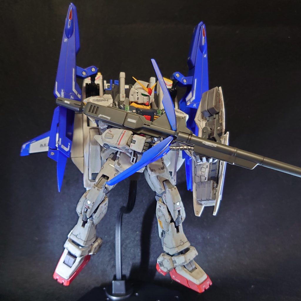 ようやくのスーパーガンダム–3枚目/制作者：MSM-04