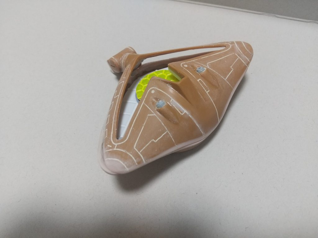 頭部のスジ彫り2