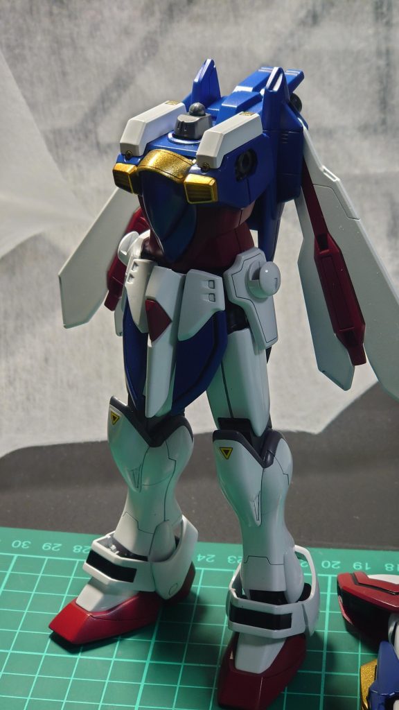 下半身組み上げ。1箇所完成を噛み締めます。