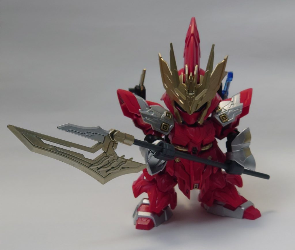 両手持ちも可能ですが、やや厳しい。やっぱりSDは肘可動でしょう…。