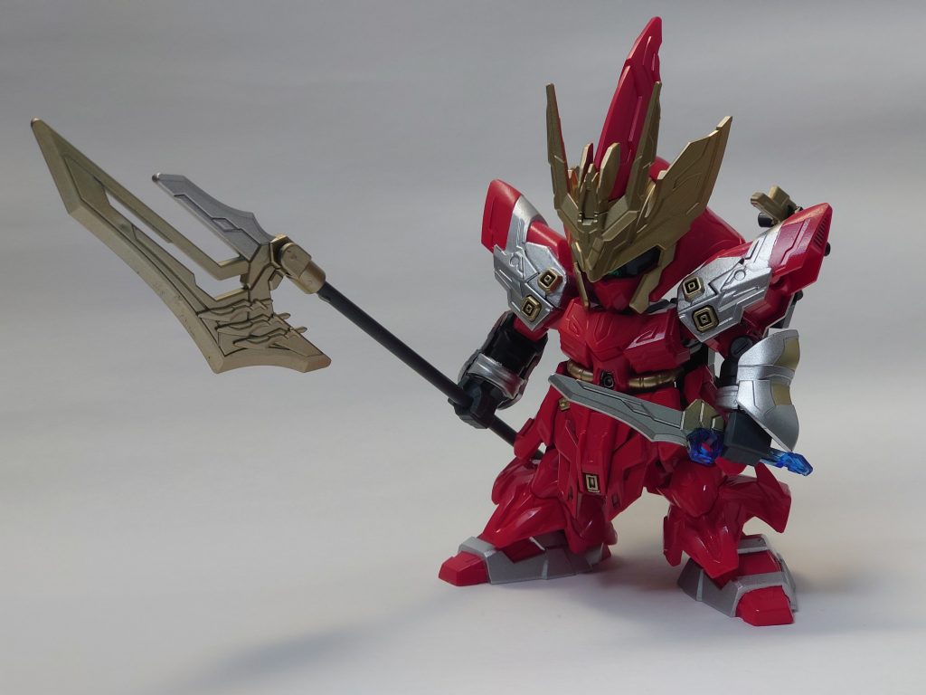 配色はBB戦士57武者サザビーを参考に。各色については、全て水性ホビーカラーで調色等は下記の通り。赤　サーモンピンク金　シルバー＋ゴールド銀　シルバー黒　ネイビーブルー脚が長いのが気になりますが、このシリーズもイジりようによってはSD原理主義世代に引っ掛かるかも知れませんね。