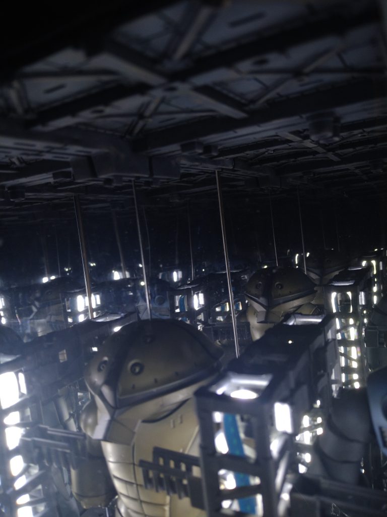 どこまでも続くか空間に見えるかもしれませんが