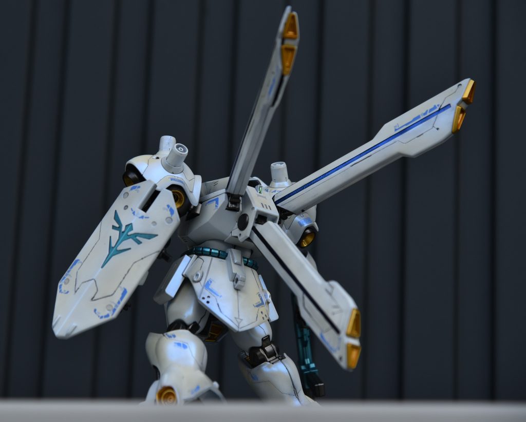 屋外の方がパールが映えると思ったので屋外撮影中心です。…ブースターが一つおかしなことになってるのはパーツ洗浄後の乾燥でミスったからというのは内緒だ