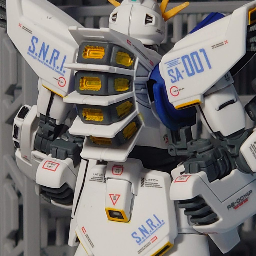 スラスターのマーカー塗装がヒドすぎるｗ