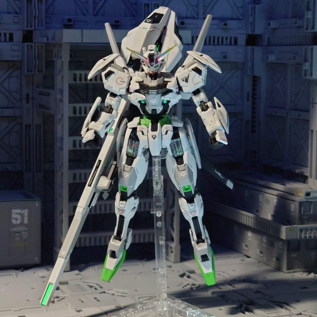 ビットオンフォームで正面から。デカールは水星の魔女汎用とハイキューパーツのコーションデカールのミックスです。