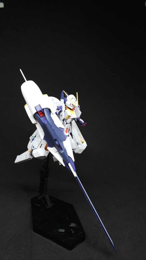 黒背景で。宇宙空間ぽくなりました。