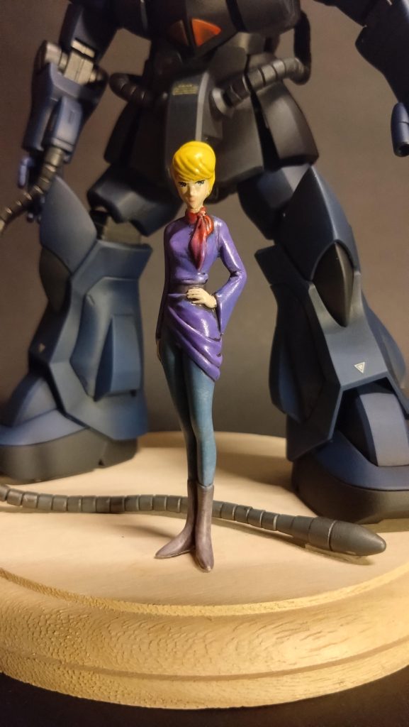 瞳はデカールを流用しました。