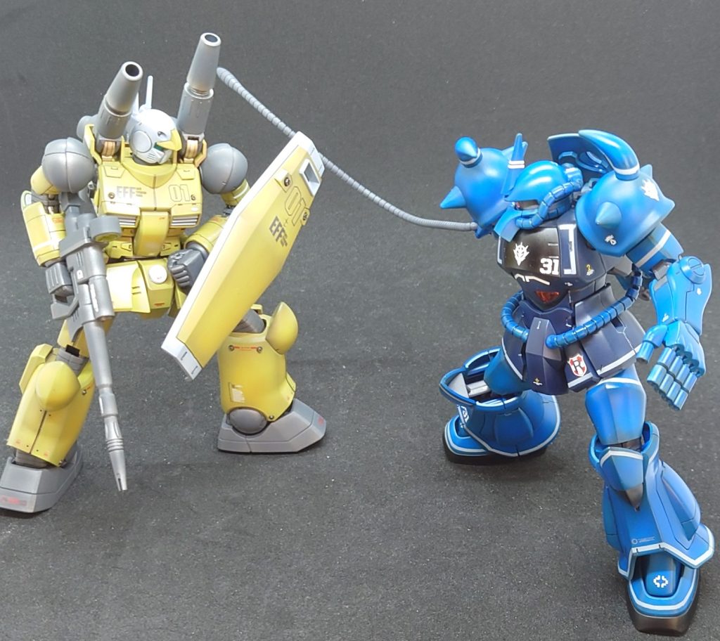 同時に完成したグフと。