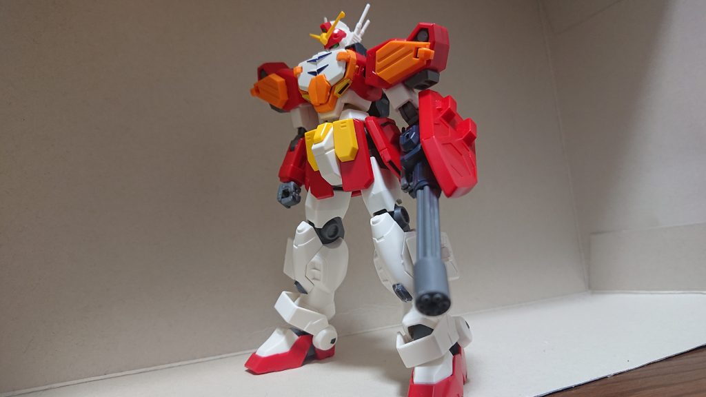 HGACガンダムヘビーアームズ–2枚目/制作者：@tanatanaretort
