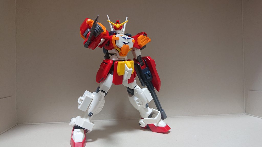 HGACガンダムヘビーアームズ–3枚目/制作者：@tanatanaretort