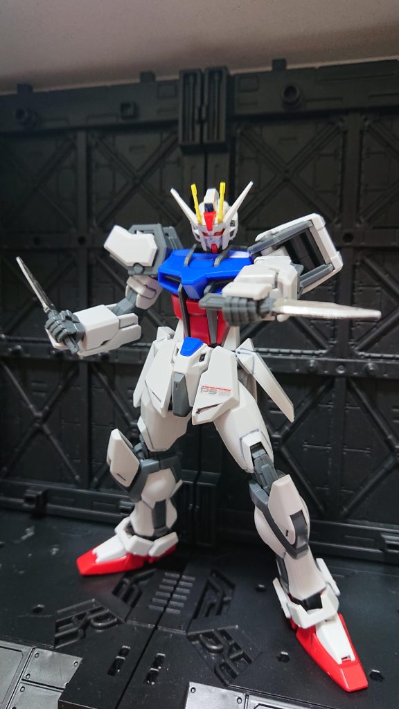 アーマーシュナイダーはガンマカのメッキシルバーで塗装