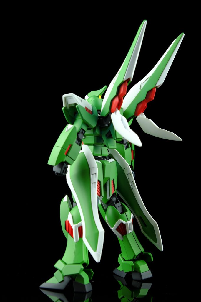 ファントムガンダム–3枚目/制作者：@BrianUy1