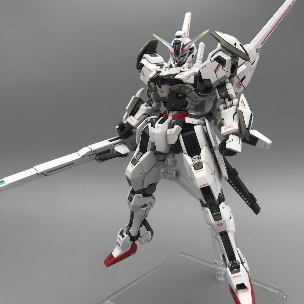 塗り分けスジボリ増しデカールなど情報量マシマシで