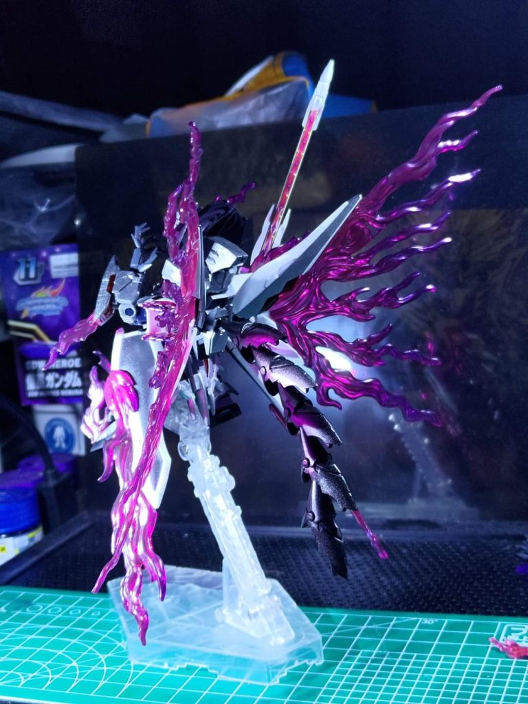 鬼魂高達–4枚目/制作者：@Ray19860716