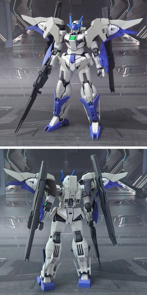 ダブルオースカイのビームライフル、バスターソード、ロングライフル装備で前後ろ。